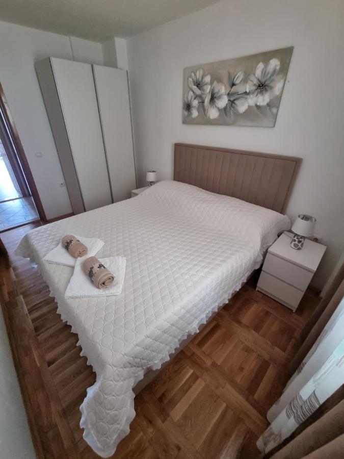 קרוואביצה Apartments Ledic מראה חיצוני תמונה